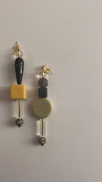 Image 3 of ILLUMINATING ULTIMATE GRAY