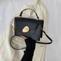 Image 3 of Lola Mini