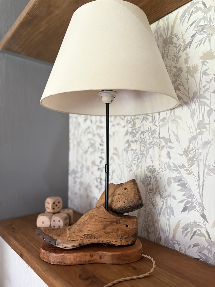 Image of Lampe embauchoirs anciens - Pinochio – création unique 