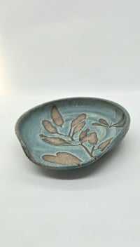 Image 2 of DRAGONFLY SPOON REST IN LEVI 