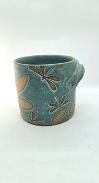 Image 2 of DRAGONFLY COCKTAIL IN LEVI 