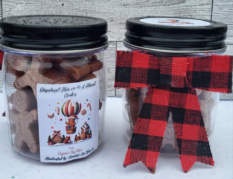 Image of Gingerbread and Iced Almond Cookies 