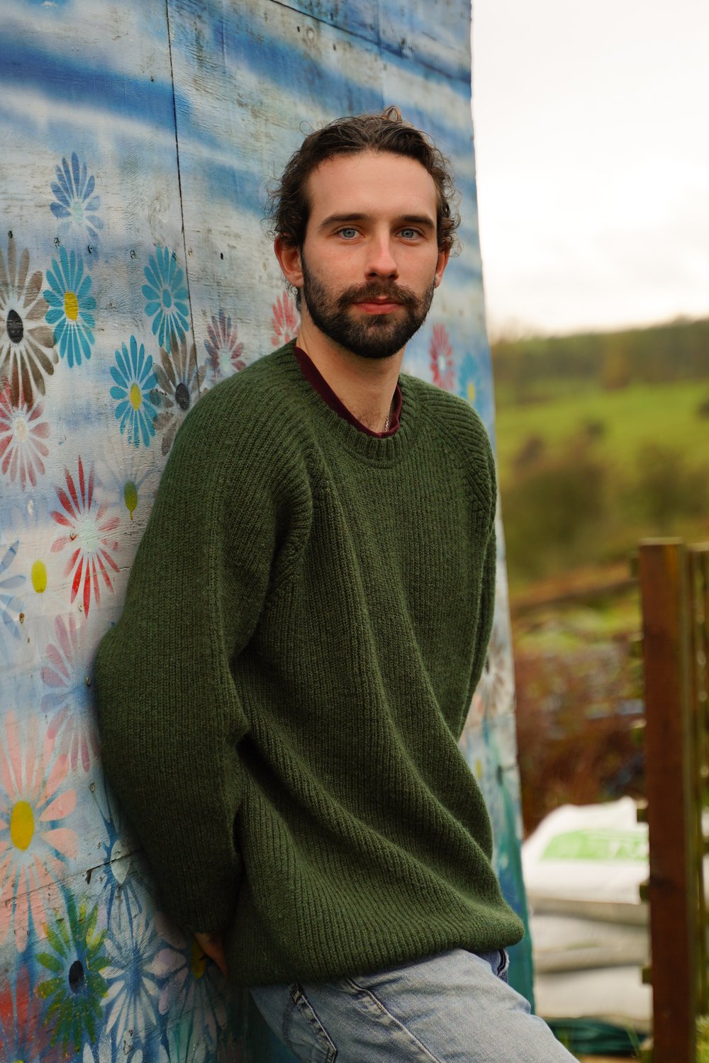 Image of Izzy Lane Men's Sweater - Dark Olive