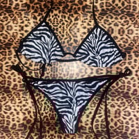 Image 1 of * ੈ♡‧₊ medium brazilian bottoms & medium regular cup✩