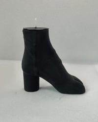 Image 3 of tabi candle [black]