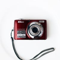 Image 1 of NIKON COOLPIX L22 RED
