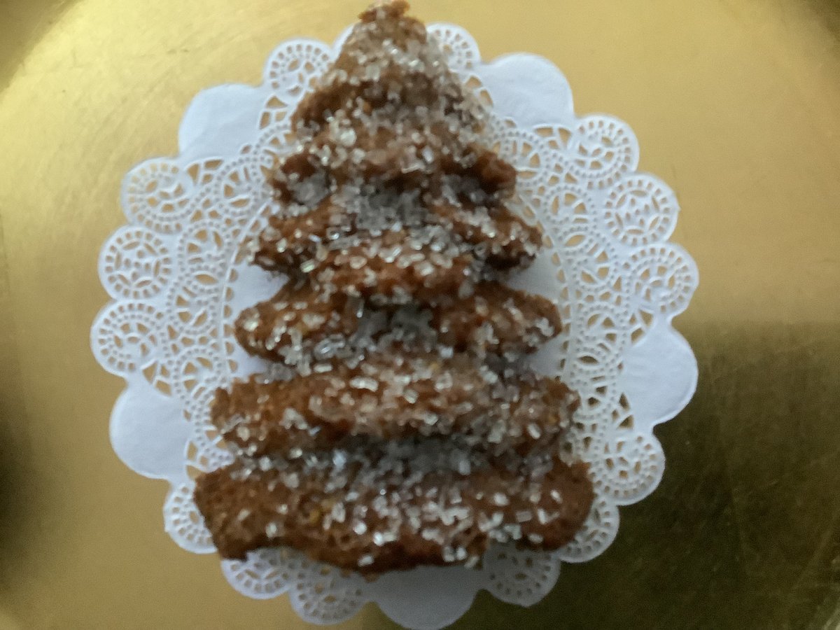 Image of 4 inch Christmas Tree Almond Torta 