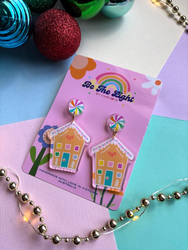 CHRISTMAS SWEETS - GINGERBREAD HOUSE