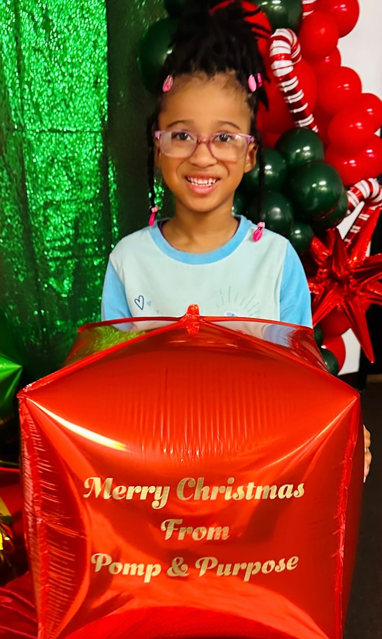 Meet & Greet Mr. & Mrs. Soul Santa Claus Image 11