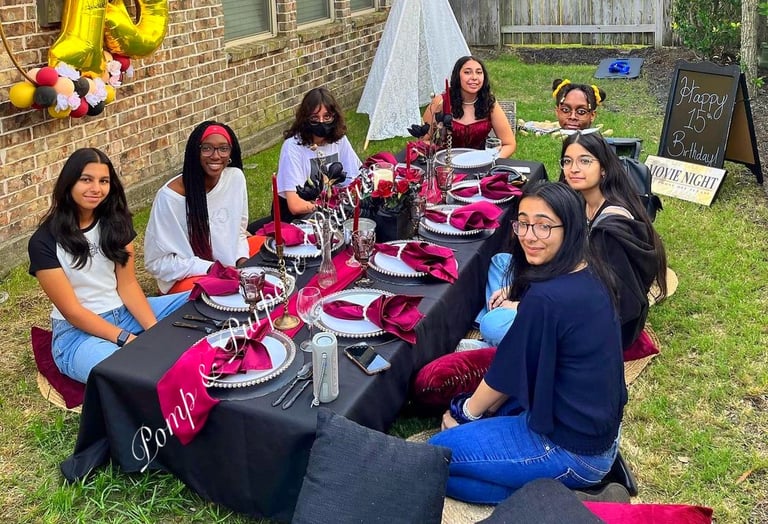 Outdoor Large Luxury Picnics (Location of your choice) Image 3