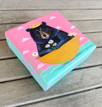 Image 2 of Gold Boat Bear 3