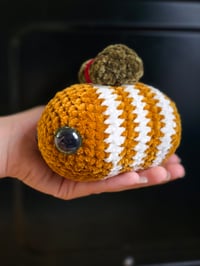 Image 3 of Gingerbread Bumblebee 