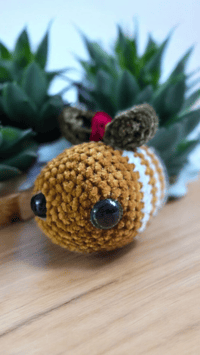 Image 1 of Gingerbread Bumblebee 