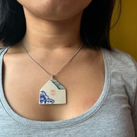 Image 3 of flowery house pendant