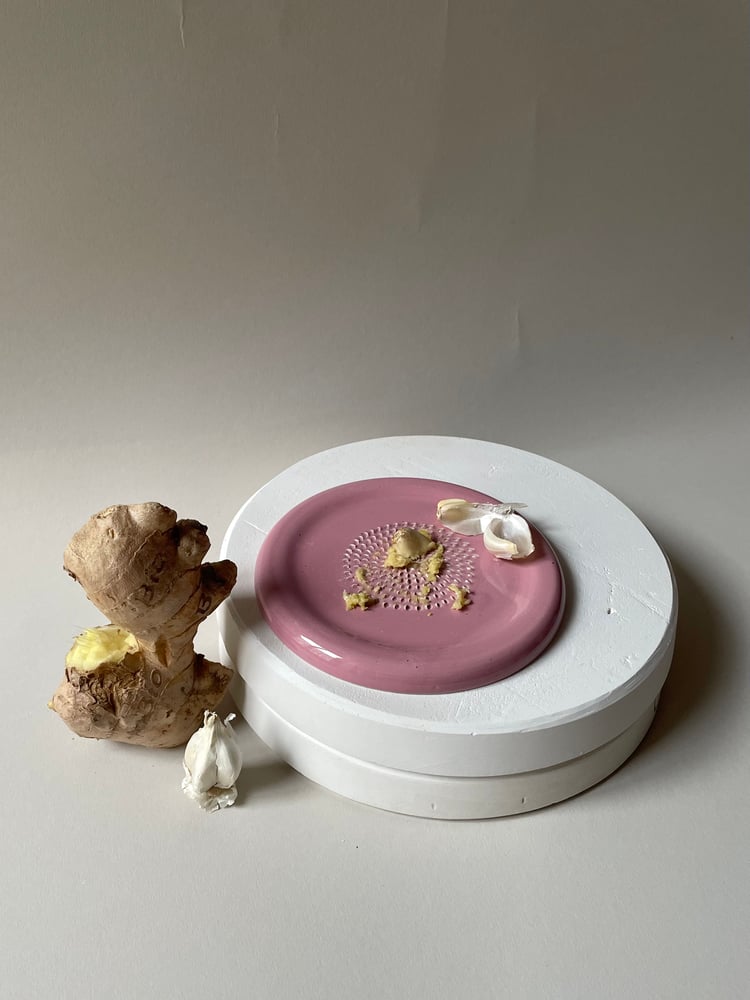 Image of Garlic grater pink