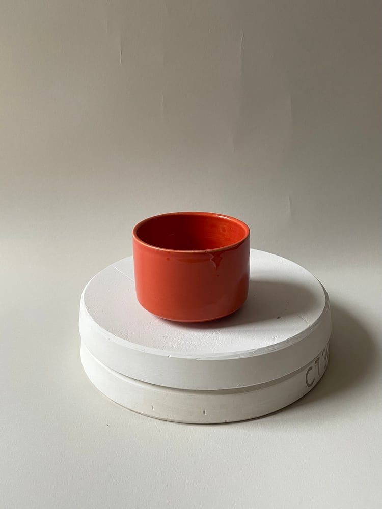 Image of Daggi mug vibrant red