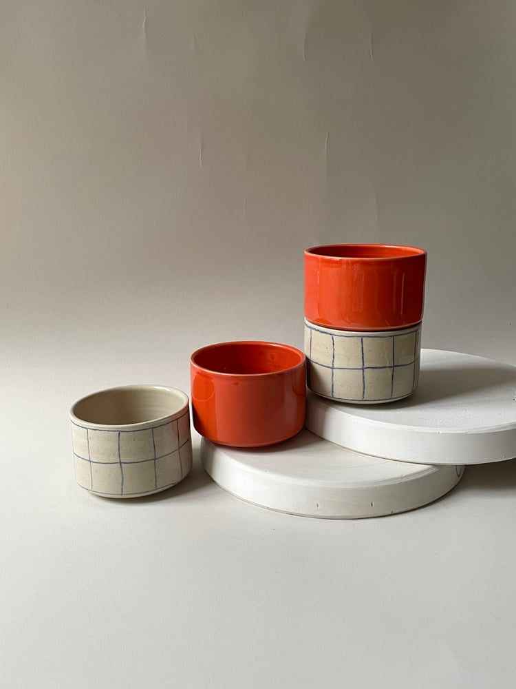 Image of Daggi mug vibrant red