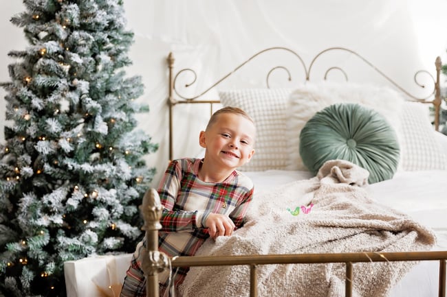 11/29 Christmas Bed Set or Livingroom 