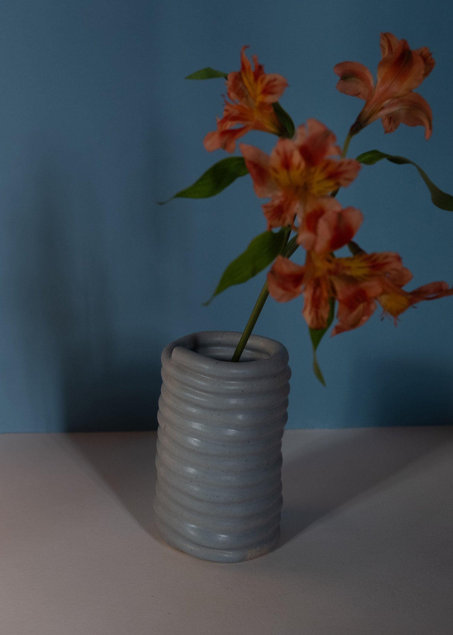 Image of Jarrón Enrollado in Blue Grey