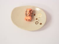 Image 2 of Tiger FLower Dish 