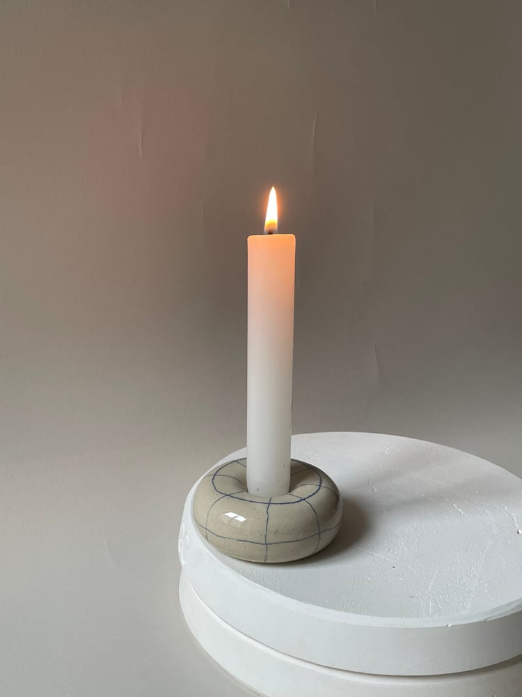 Image of Donut candleholder pepito grids 