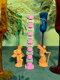 Image 2 of CanDalés: The Tower 67 Candle #6