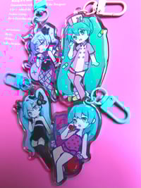 Image 3 of Miku Outfits - Colored Edge Keychains