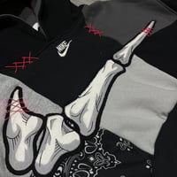 Image 3 of Grey bandana crop ( M crop )