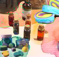 09. 12. 2025:  16:30 - 17:45 UHR: BADEKNETE & MAGIC POTIONS