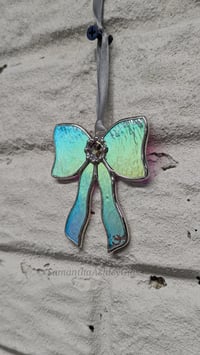 Image 3 of Dichroic Lead-free Bow 