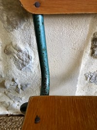 Image 17 of Petite chaise d’écolier rénovée 