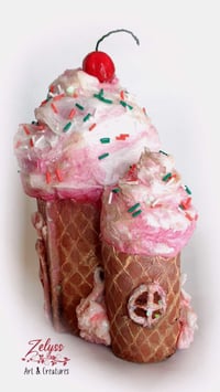 Image 2 of 'Bon Bon' - Papier-mâché sculpture (20x13x10cm / 7.8x5.11x3.9")