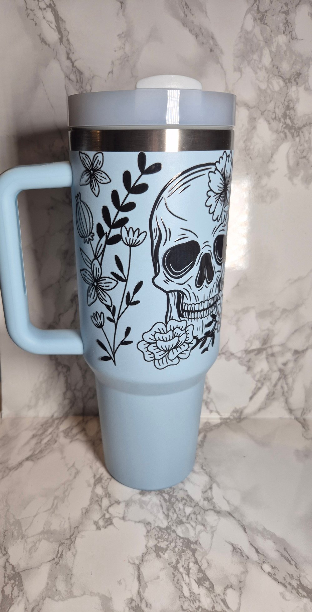 Image of Blue skull stanley