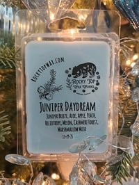 Juniper Daydream- A Rockytop Wax Works exclusive custom houseblend fragrance 