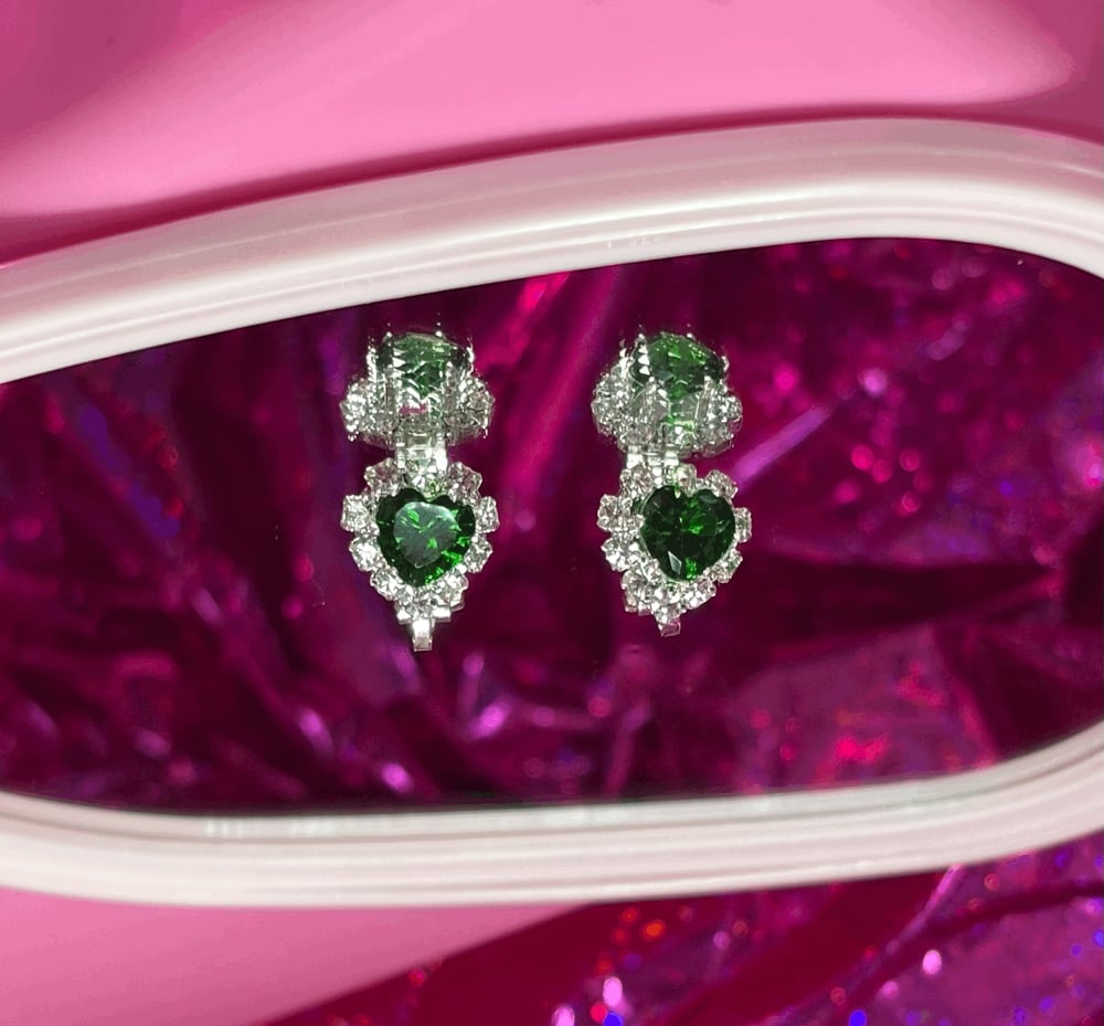 Image of (CLIP ON) Green Garden Earrings/ Aritos Jardin Verde (CON CLIP)