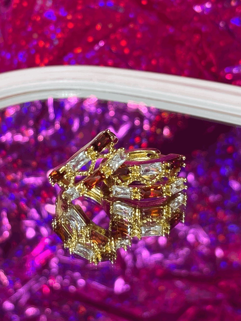 Image of Orchid Earrings / Aritos Orquídea