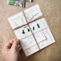 Image 2 of 2 x Ready-to-Paint Cards + Dot Card • Granat Apple