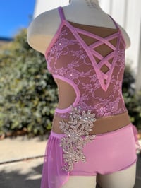 Image 1 of Mauve Artistic/Lyrical