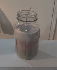 Image 5 of Lavender Berry Candle