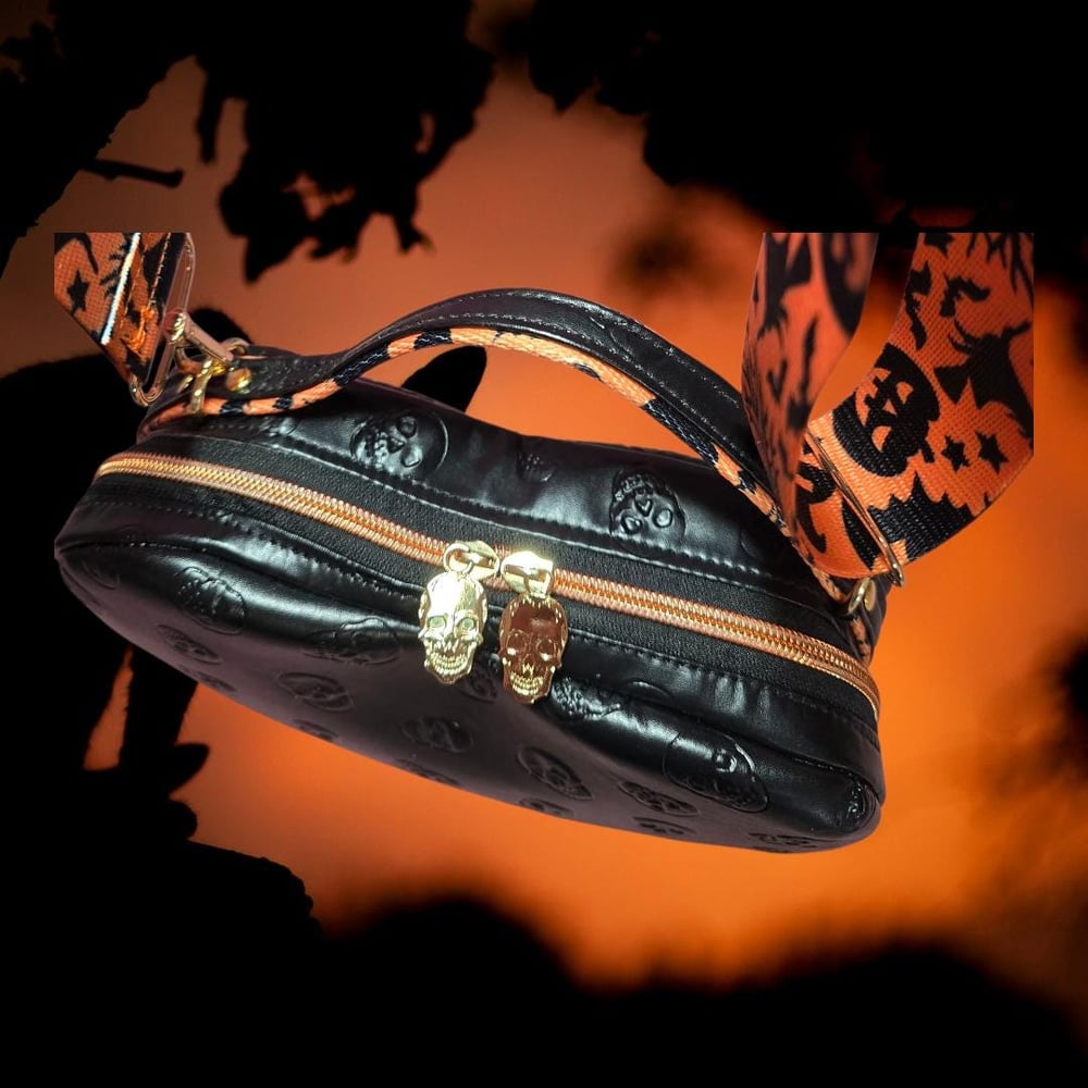 Image of Handmade skull heart shape crossbody bag, Halloween theme, gifts for her seasonal accessory