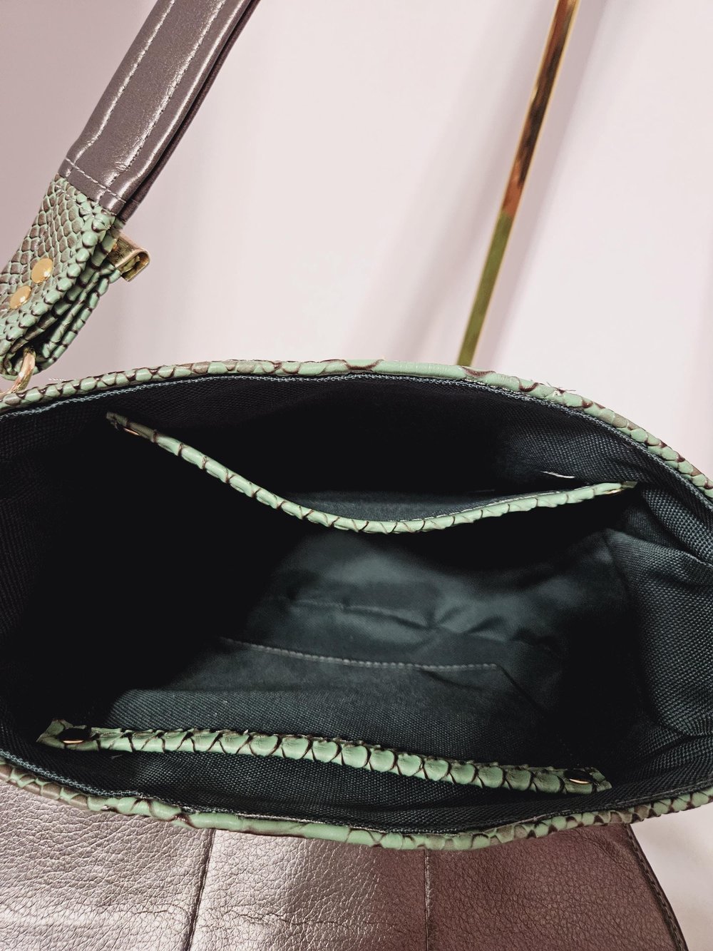 Image of Handmade Green Snakeskin Faux Leather Crossbody Bag