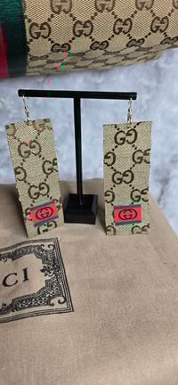 Image 5 of Extra Large Gorgeous Girl tote with clutch, earrings & cuff bracelet