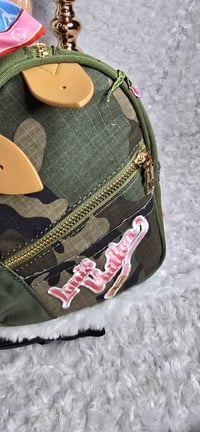 Image 4 of Pink & Camo LuV speedy with matching hat