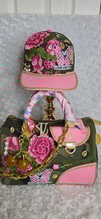 Image 8 of Pink & Camo LuV speedy with matching hat