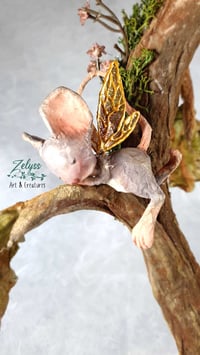 Image 2 of  🌰🐭 “Antonella" 🐭🌰 – Handmade & unique Papier-mâché sculpture 