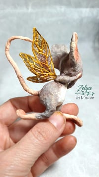 Image 3 of  🌰🐭 “Antonella" 🐭🌰 – Handmade & unique Papier-mâché sculpture 