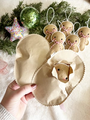 Image of Gingerbread surprise bags