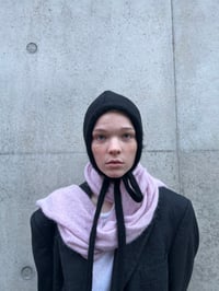 Image 5 of Merino Wool Bonnet in Black – Handmade in Berlin