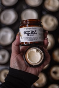 Image 1 of Toasted Oat and Vanilla Tallow Creme