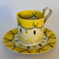 Image 5 of Yellow set cups and jugs